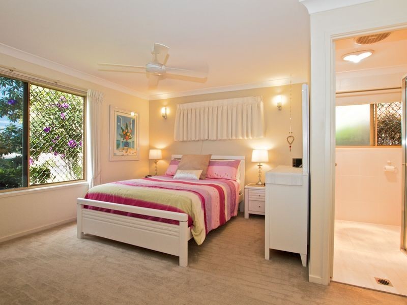 9 Teasdale Drive, Nerang QLD 4211