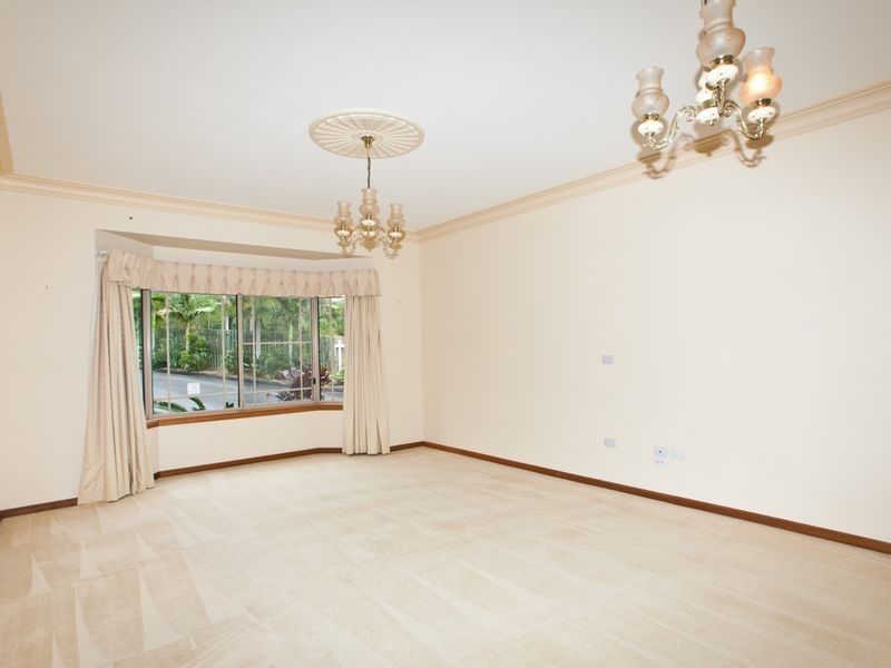 45 Birdlife Court, Nerang QLD 4211