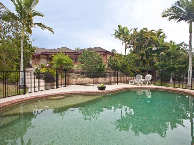 45 Birdlife Court, Nerang QLD 4211