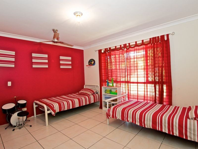 19 Lexington Drive, Worongary QLD 4213