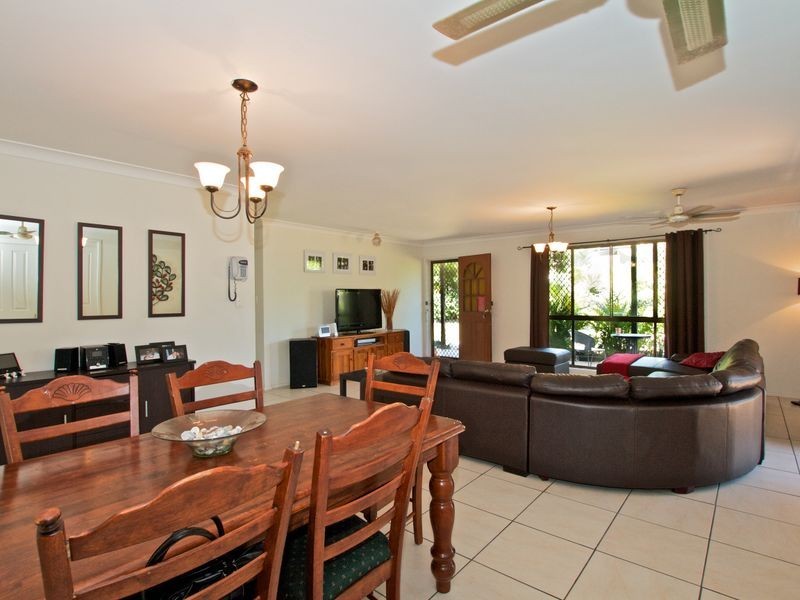 19 Lexington Drive, Worongary QLD 4213