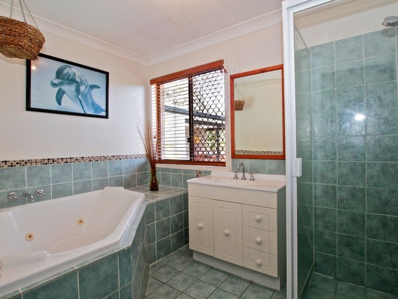 19 Lexington Drive, Worongary QLD 4213