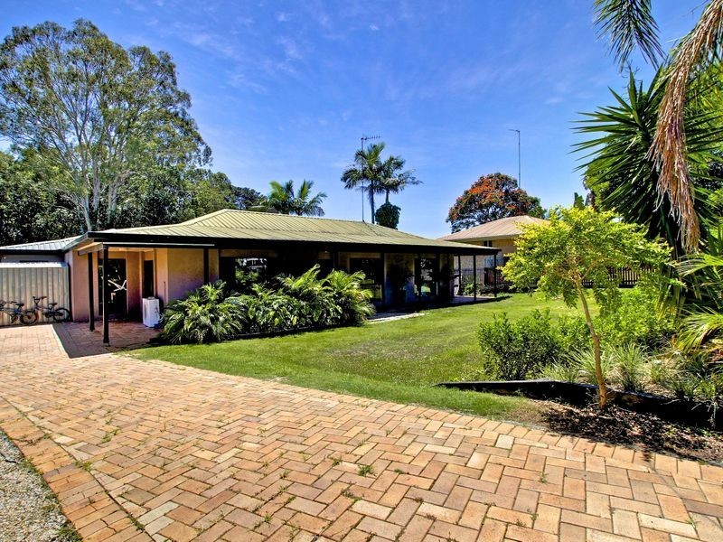 19 Lexington Drive, Worongary QLD 4213
