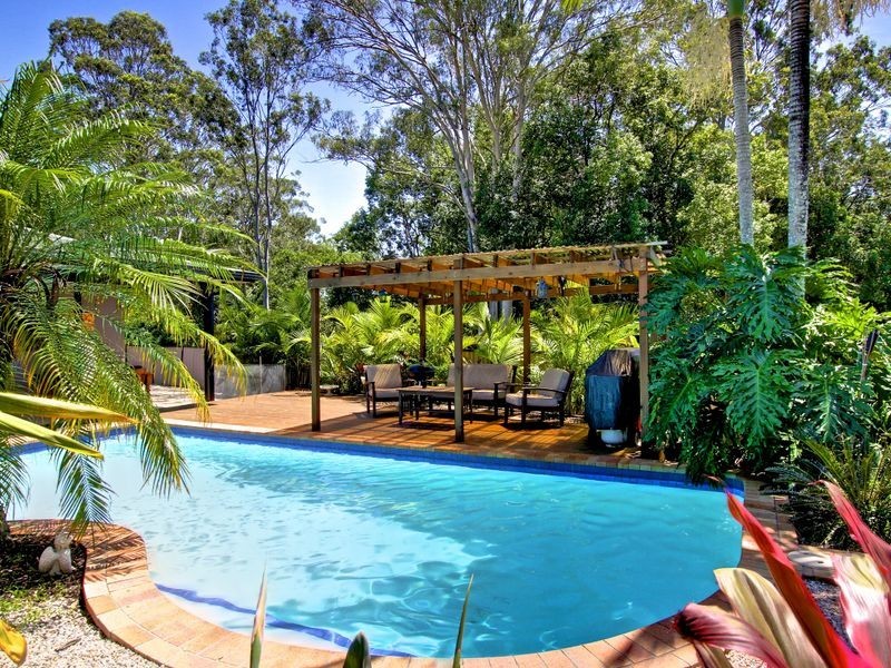 19 Lexington Drive, Worongary QLD 4213