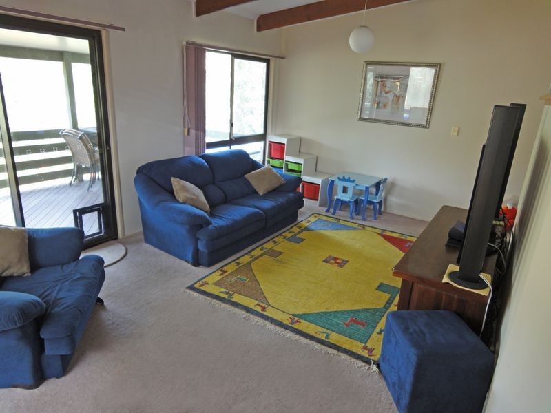 9 Trafalgar Street, Highland Park QLD 4211