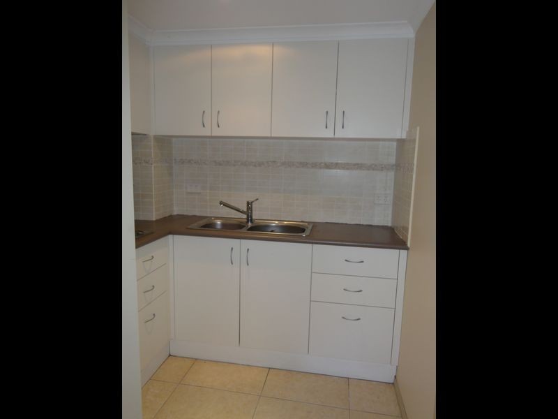 9 Trafalgar Street, Highland Park QLD 4211