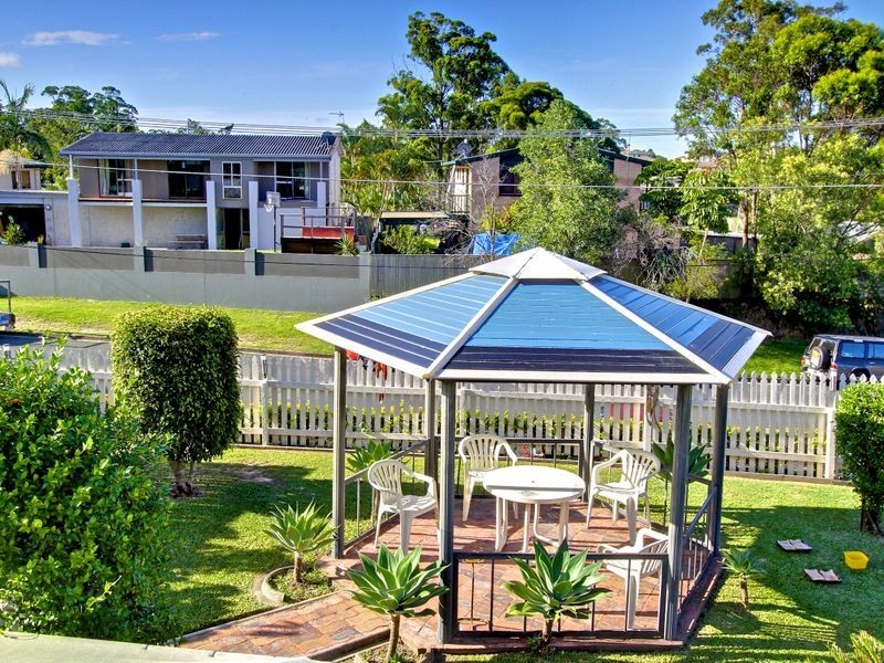 12 Tasman Avenue, Molendinar QLD 4214