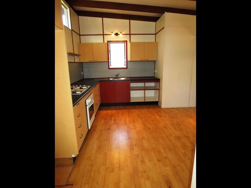 90 North Road, Lower Beechmont QLD 4211