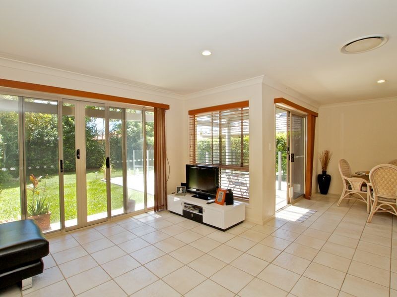2/38 Riverwood Drive, Ashmore QLD 4214
