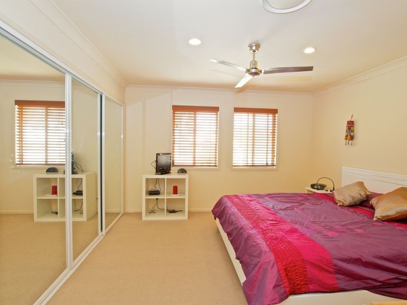 2/38 Riverwood Drive, Ashmore QLD 4214