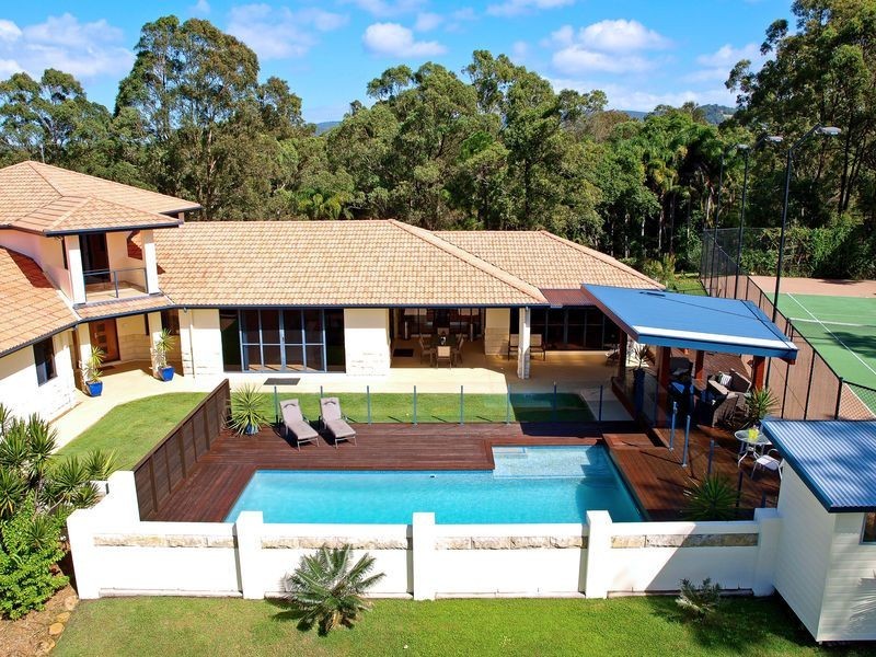 52 Country Crescent, Nerang QLD 4211