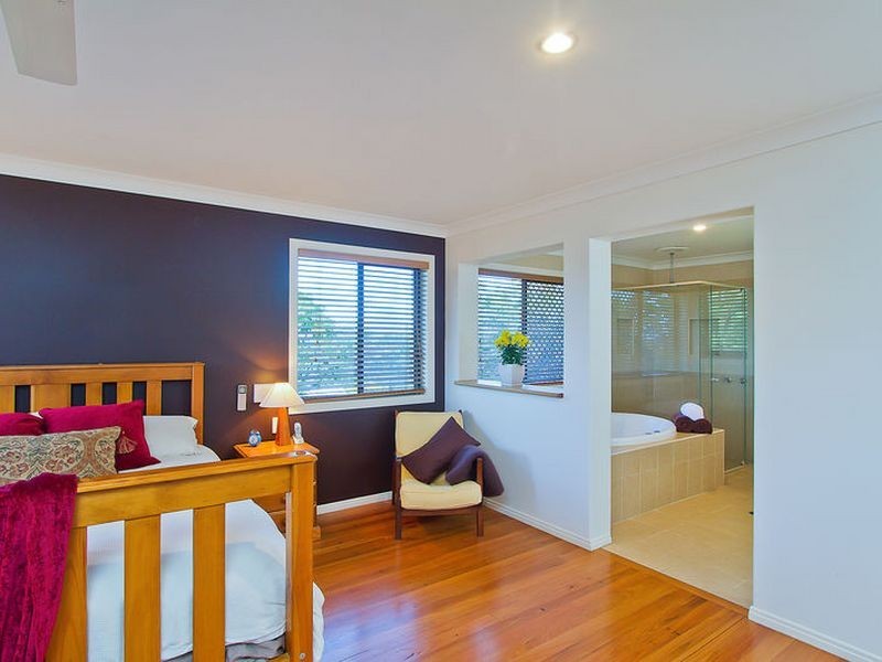 52 Country Crescent, Nerang QLD 4211