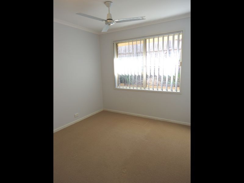 39 Sandalwood Terrace, Nerang QLD 4211