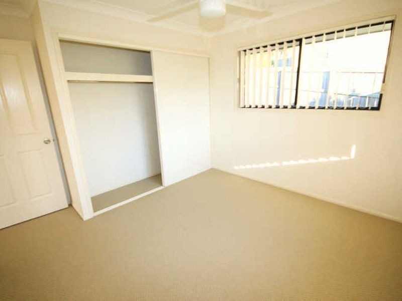 2/44 Mclaren Road, Nerang QLD 4211