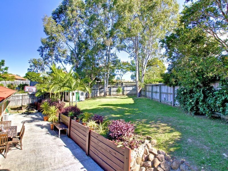 13 Knight Crescent, Nerang QLD 4211