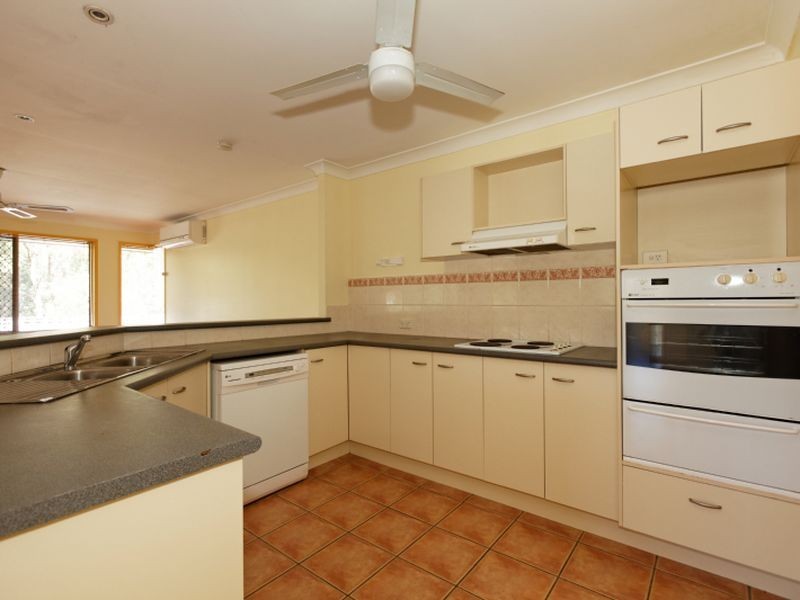 59 Galapagos Way, Pacific Pines QLD 4211