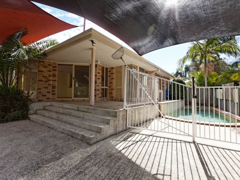 59 Galapagos Way, Pacific Pines QLD 4211