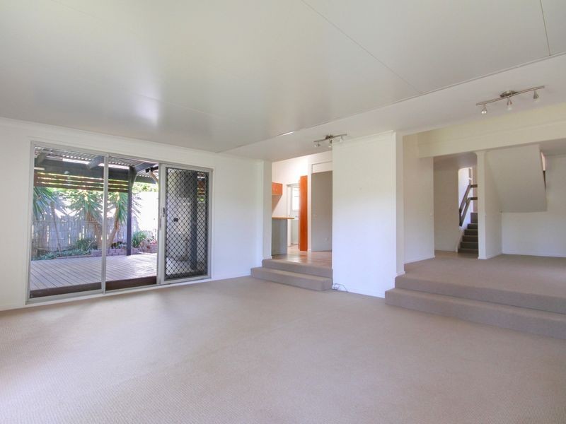 38 Riverview Road, Nerang QLD 4211