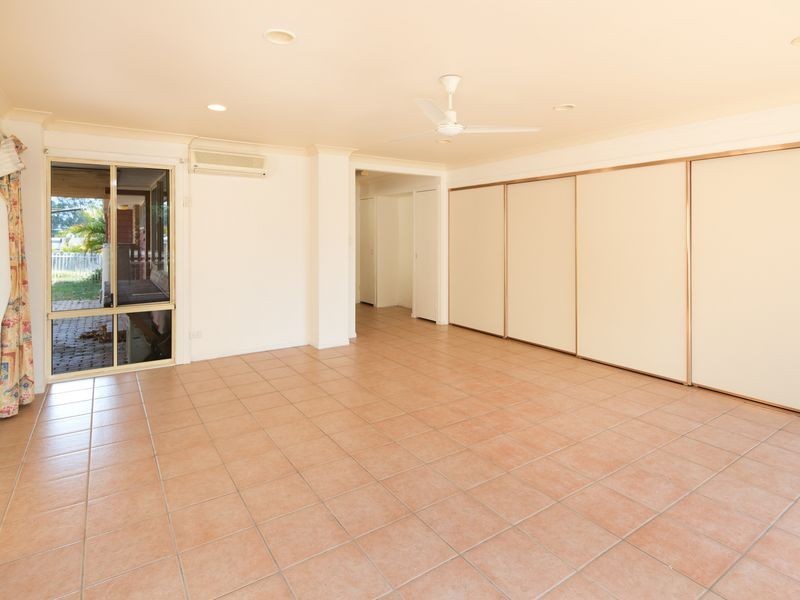 59 Macquarie Avenue, Molendinar QLD 4214