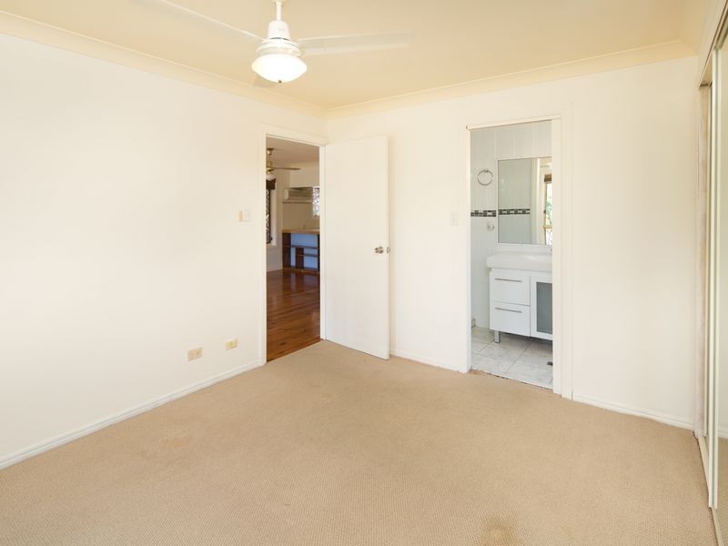 59 Macquarie Avenue, Molendinar QLD 4214