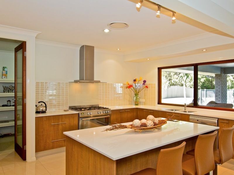 42 Mountain View Crest, Mount Nathan QLD 4211