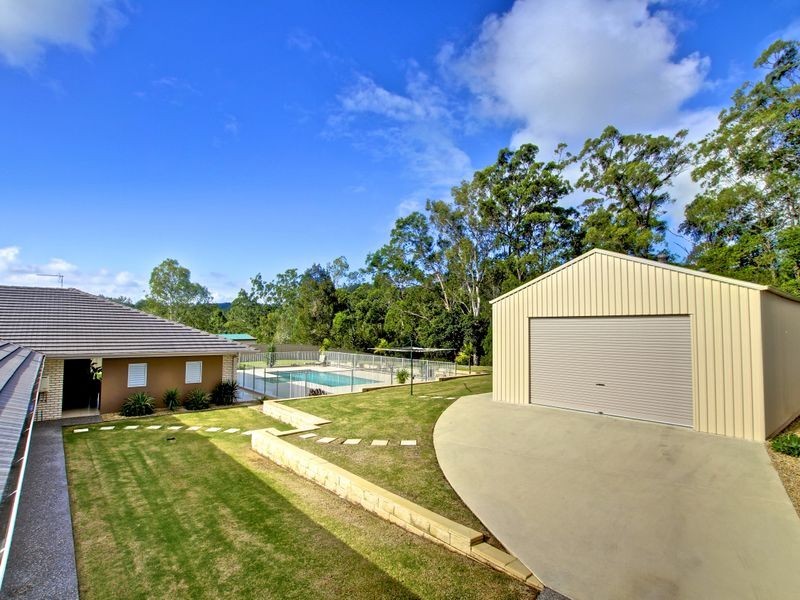 42 Mountain View Crest, Mount Nathan QLD 4211