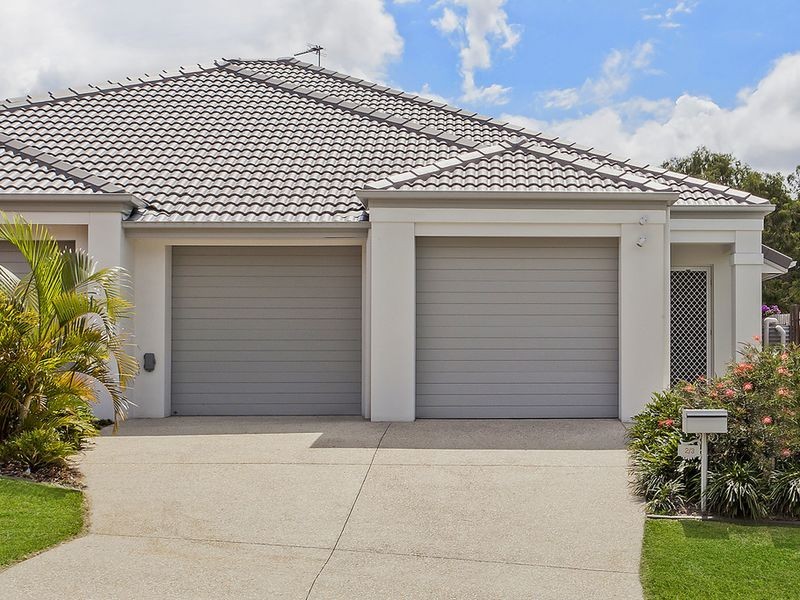 2/3 Riverwood Drive, Ashmore QLD 4214