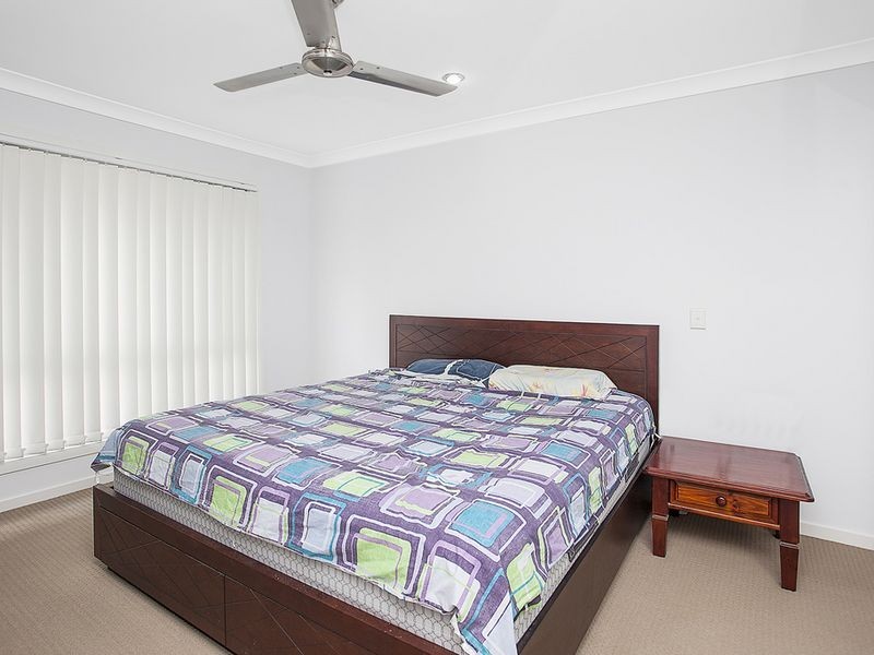 2/3 Riverwood Drive, Ashmore QLD 4214