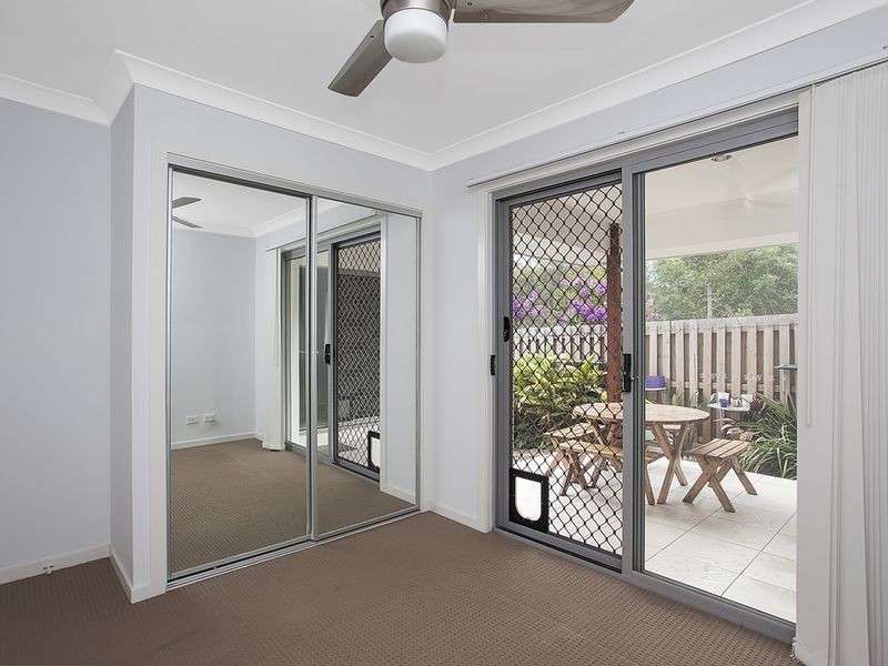 2/3 Riverwood Drive, Ashmore QLD 4214