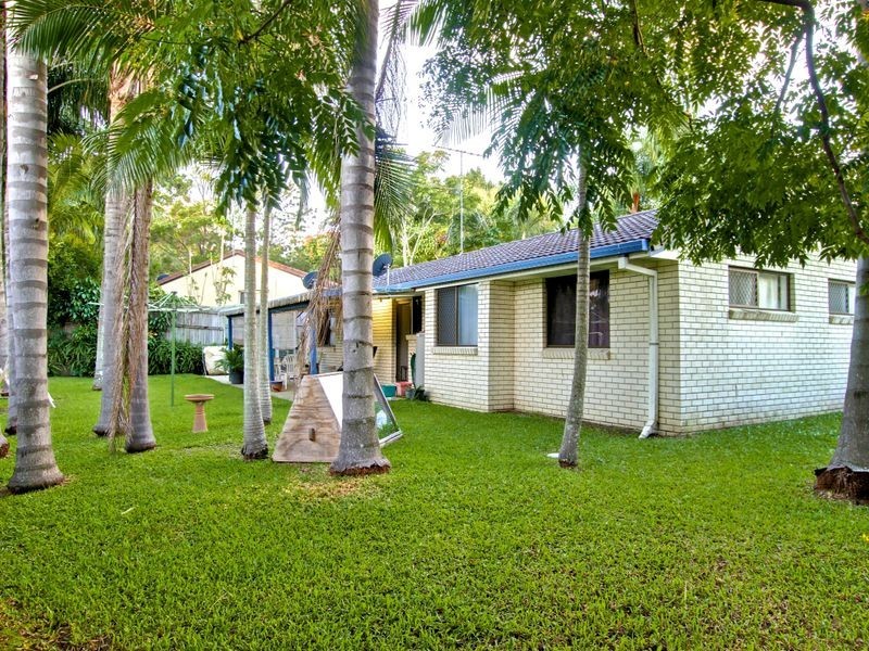 7 Magill Court, Carrara QLD 4211