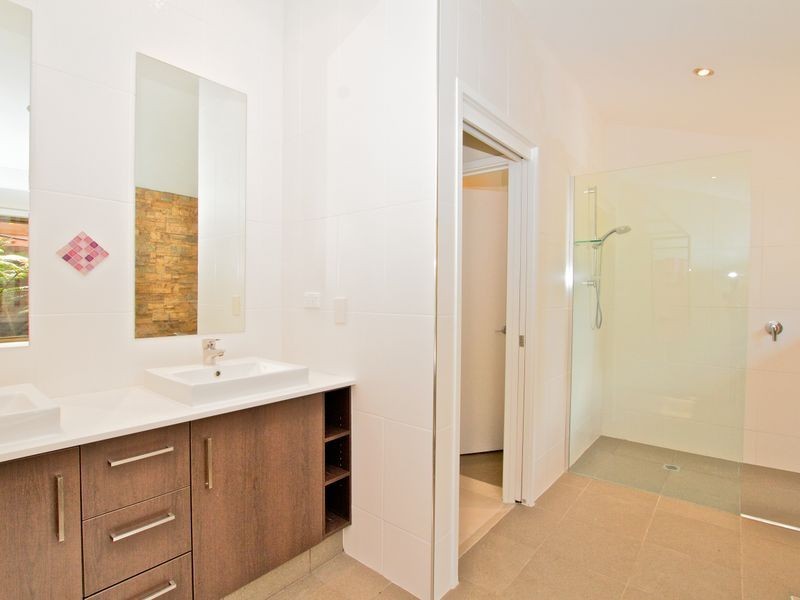 25 Billabirra Crescent, Nerang QLD 4211