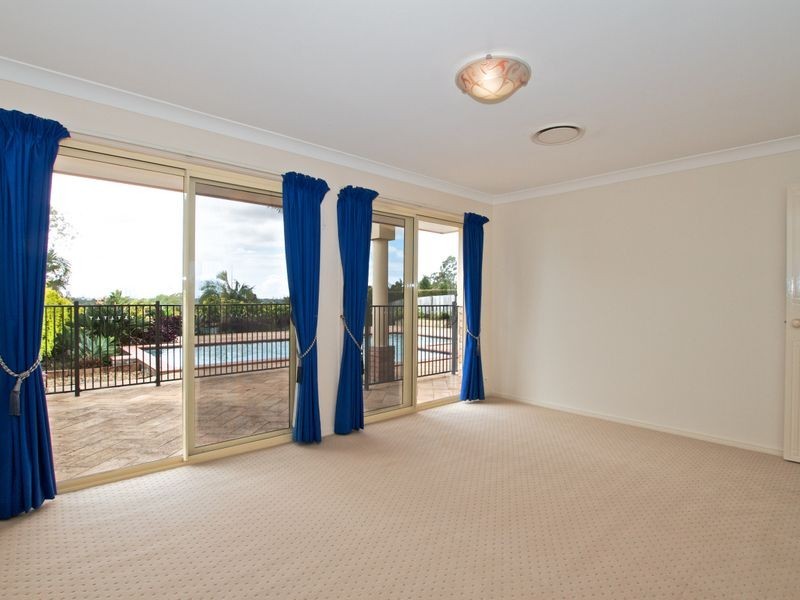 16 Quigan Terrace, Highland Park QLD 4211