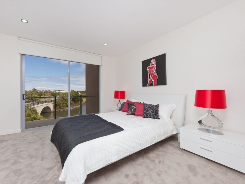 ‘Quay View Emerald Islands Drive, Carrara QLD 4211