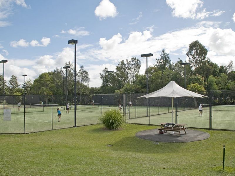 ‘Quay View Emerald Islands Drive, Carrara QLD 4211