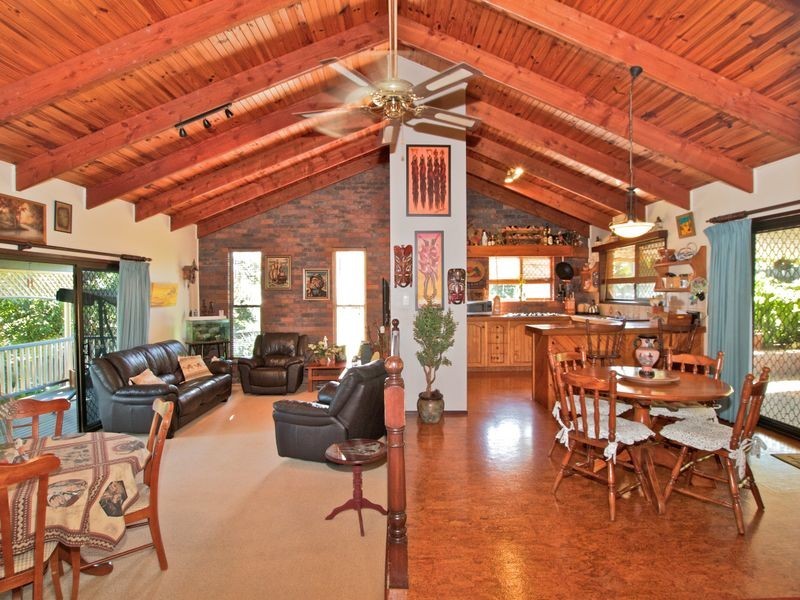 16 Mandarin Court, Nerang QLD 4211