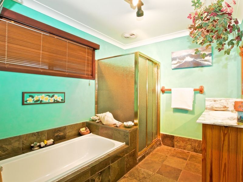 16 Mandarin Court, Nerang QLD 4211