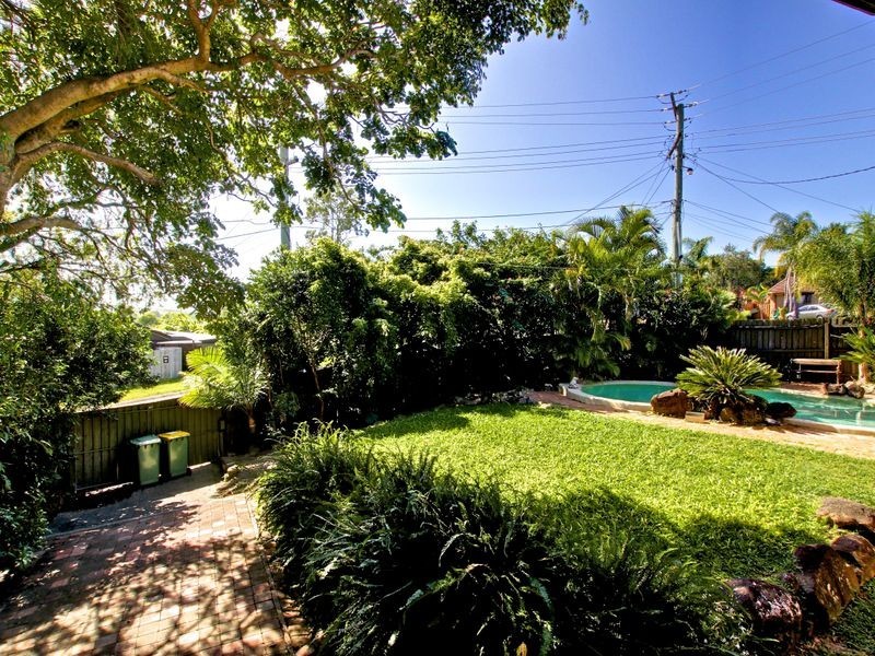 16 Mandarin Court, Nerang QLD 4211