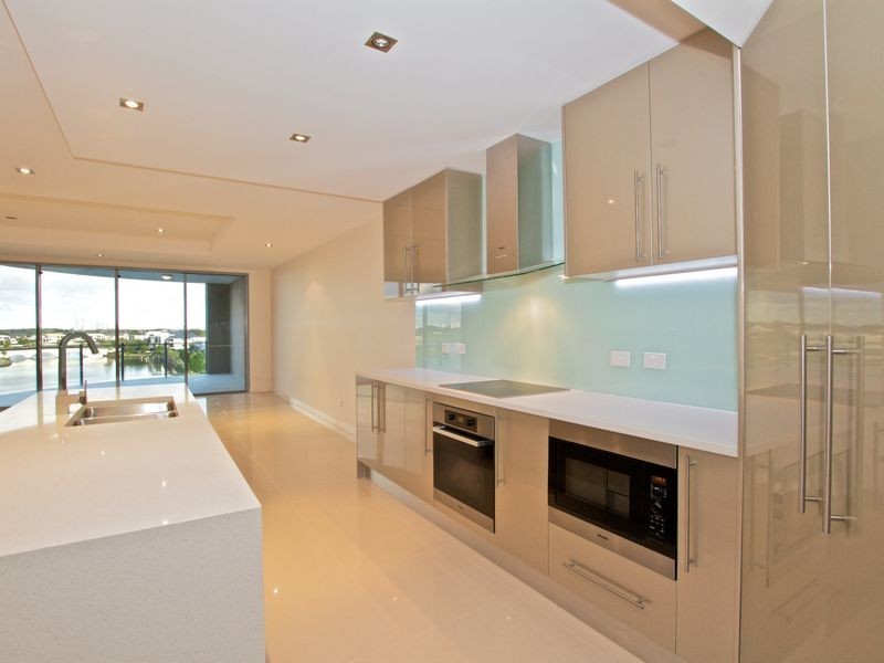 22 ‘Quay Views’ Emerald Islands Drive, Carrara QLD 4211