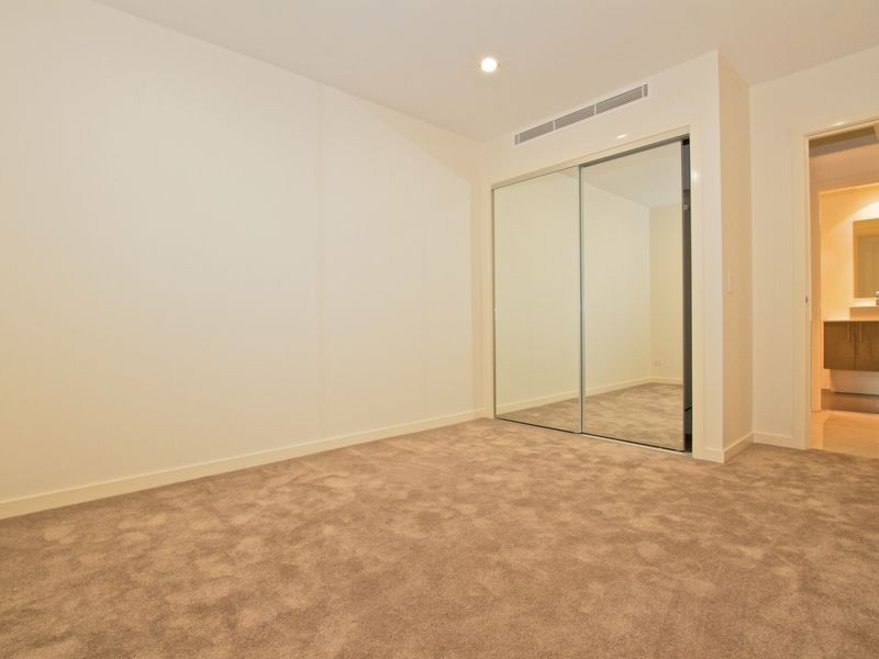 22 ‘Quay Views’ Emerald Islands Drive, Carrara QLD 4211