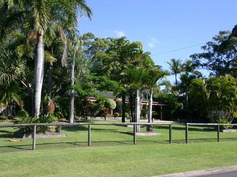 1 Josephine Terrace, Highland Park QLD 4211