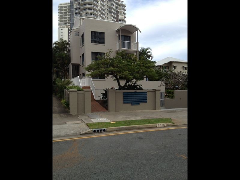 36/3650 Main Beach Parade, Main Beach QLD 4217