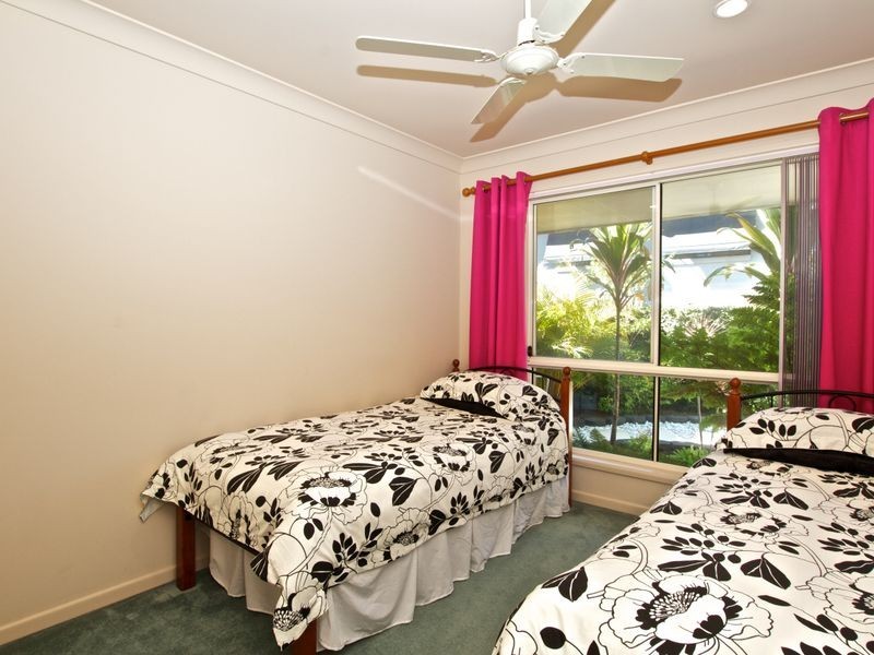 4 Riverwood Drive, Ashmore QLD 4214