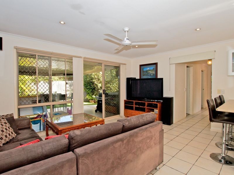 3 Tamarind Close, Nerang QLD 4211
