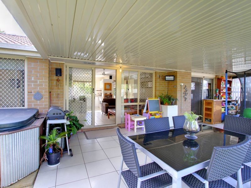 3 Tamarind Close, Nerang QLD 4211