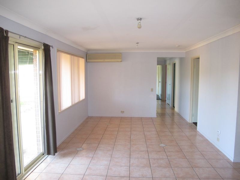 57 Explorers Way, Worongary QLD 4213