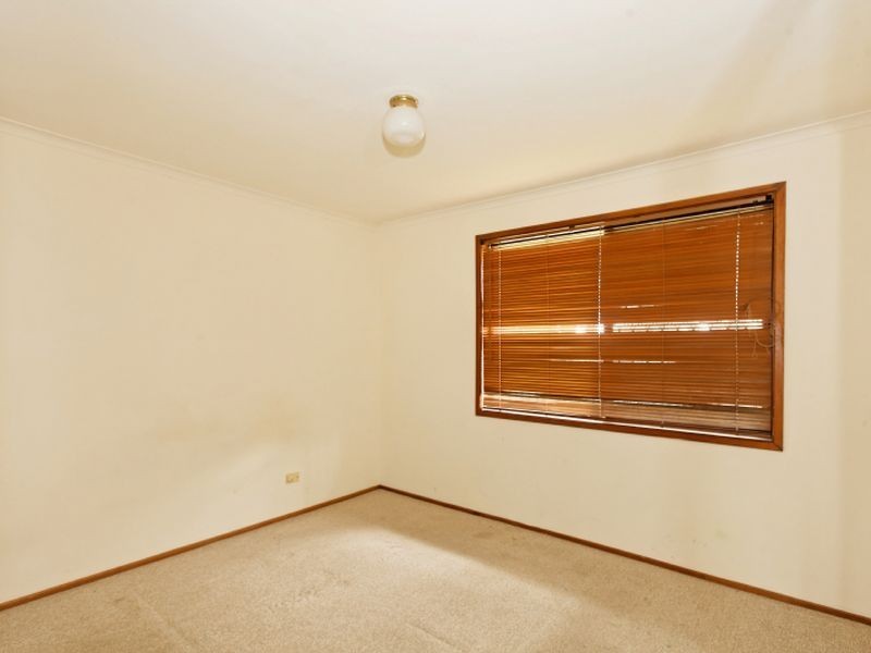 11 Cambridge Court, Carrara QLD 4211