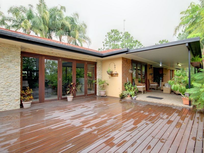 31 Alison Road, Carrara QLD 4211