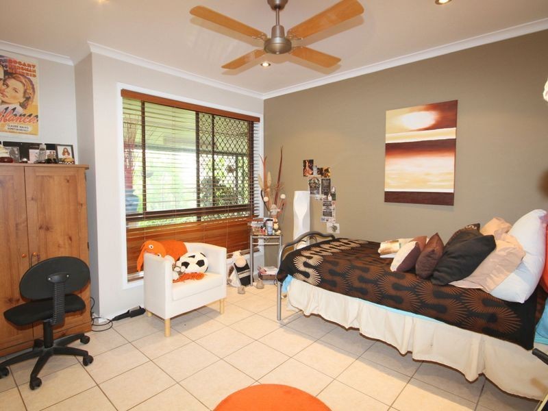 31 Alison Road, Carrara QLD 4211