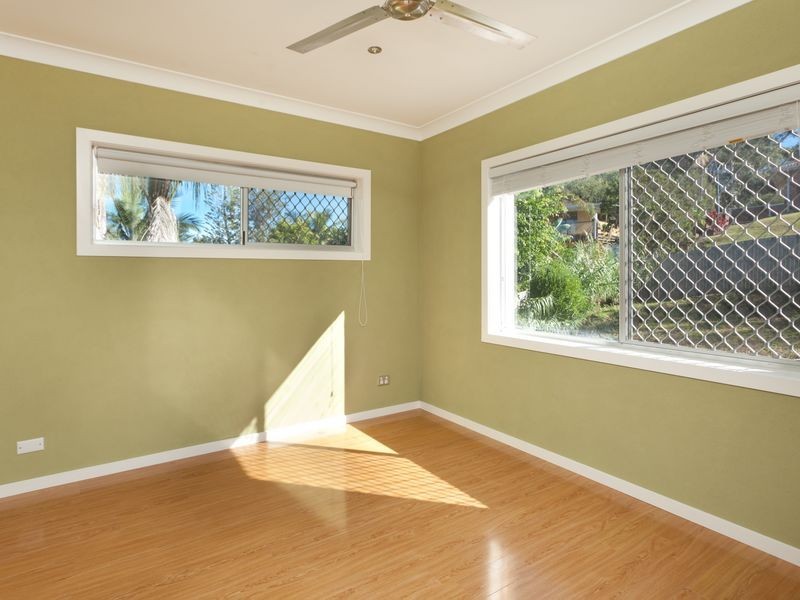 13 Willamulka Avenue, Ashmore QLD 4214