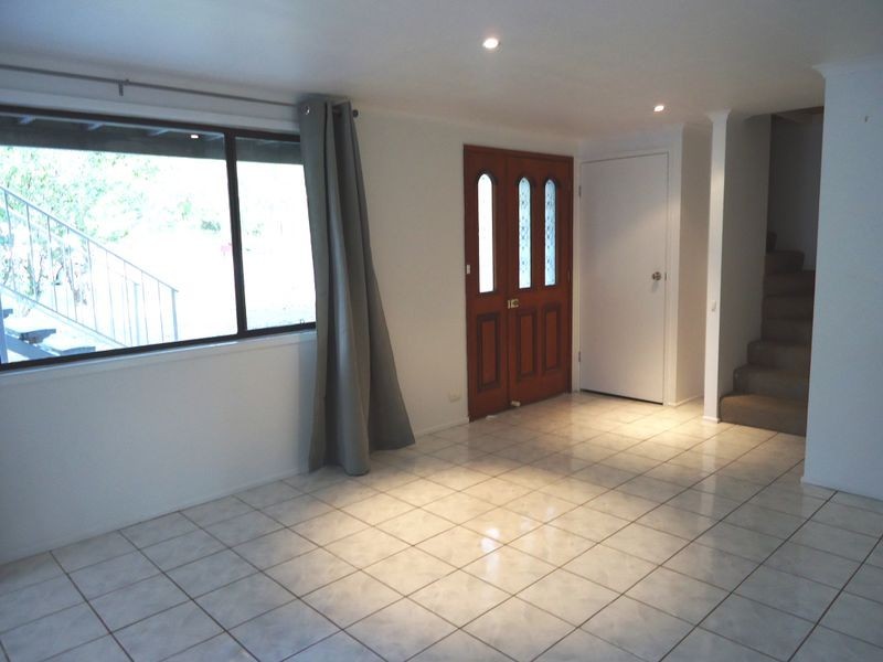 27 Mortensen Road, Nerang QLD 4211
